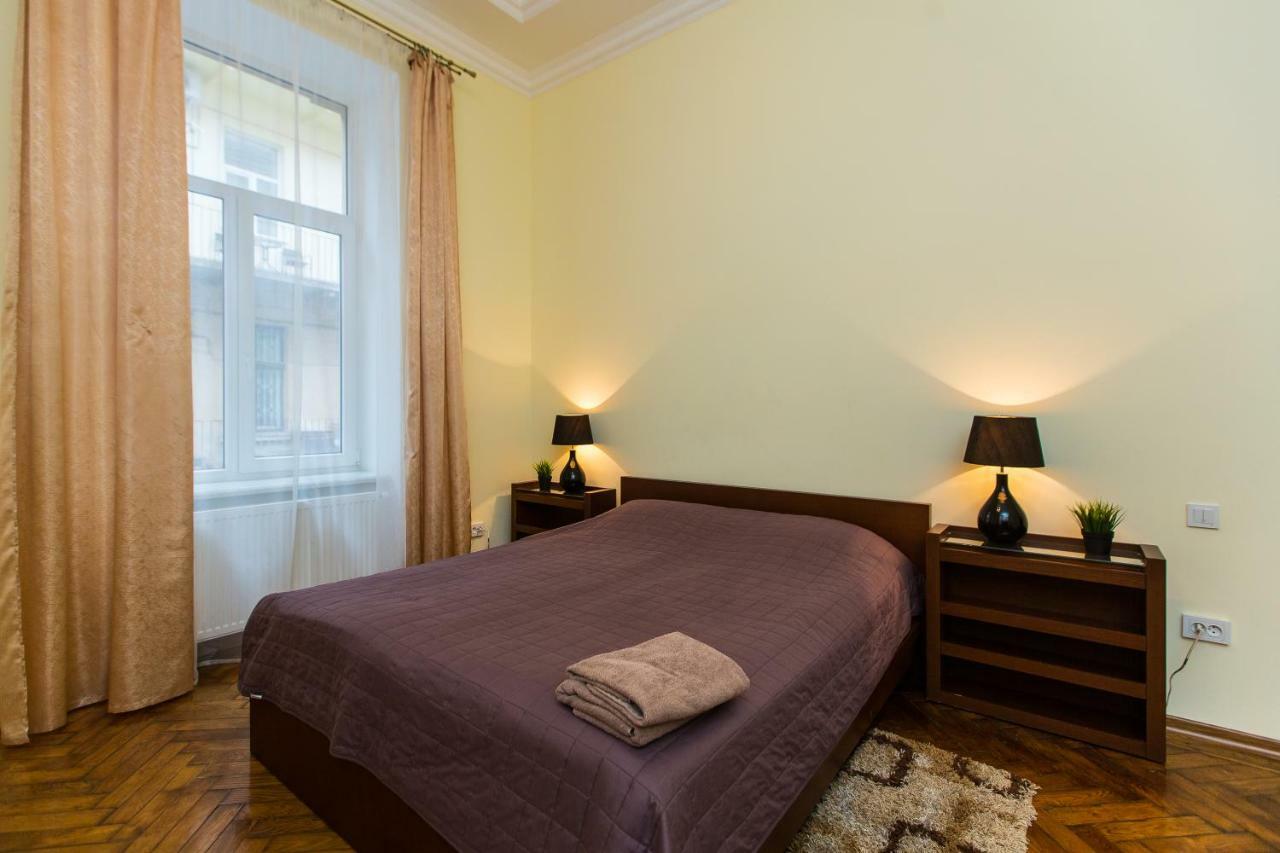 3 Rooms Apartments In The City Centr Lviv Eksteriør bilde