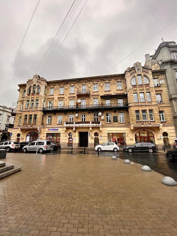 3 Rooms Apartments In The City Centr Lviv Eksteriør bilde